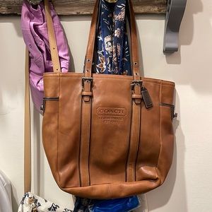 Vintage Coach Brown Leather Hampton Tote 8E92
